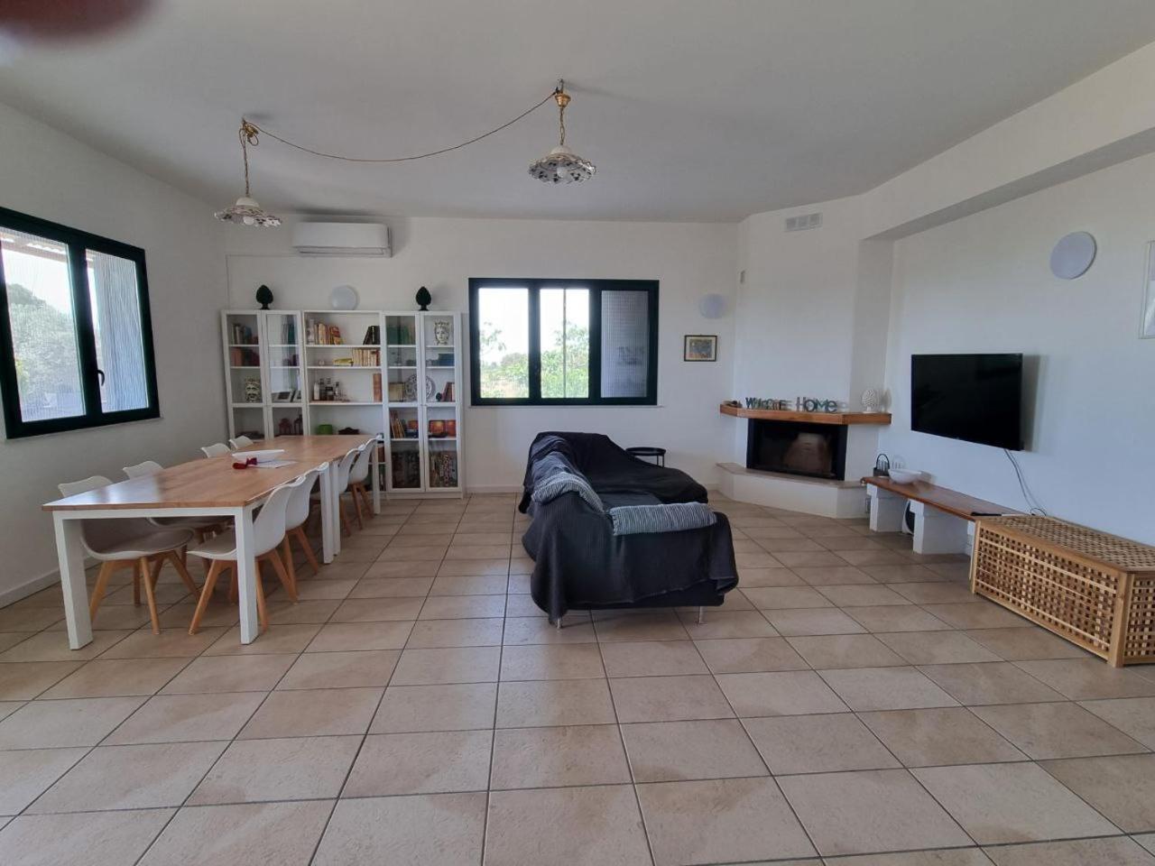 Accogliente Villa Con Piscina Caltagirone Eksteriør bilde