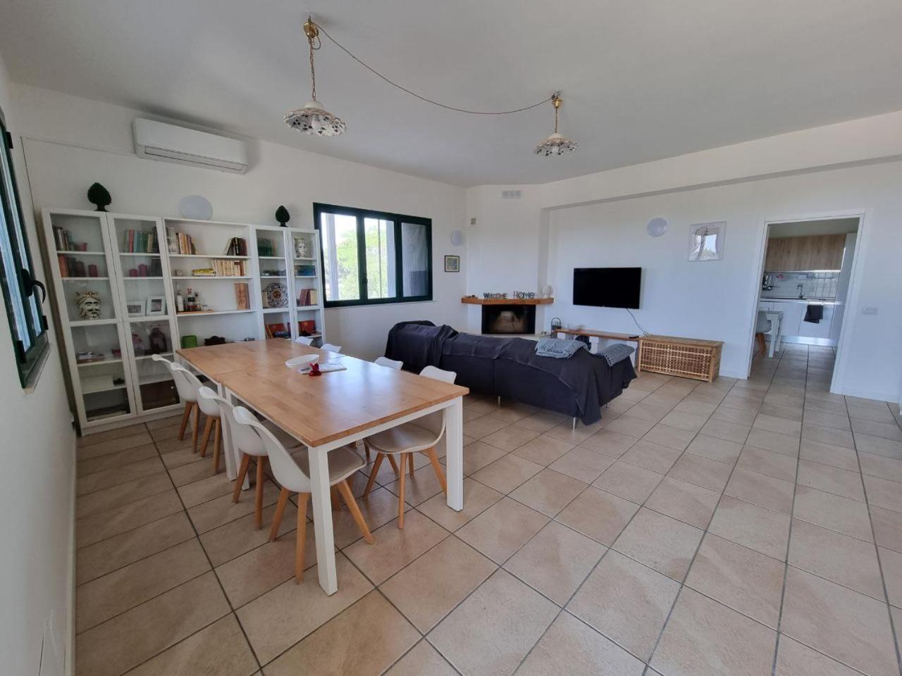 Accogliente Villa Con Piscina Caltagirone Eksteriør bilde